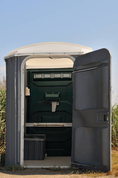 Best Portable toilet rental cost  in Newington, VA